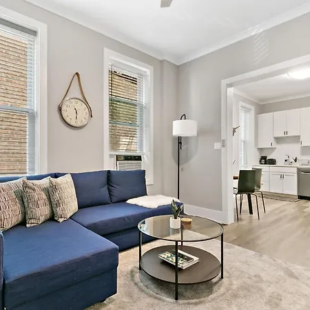 2Br Comfy And Stylish Apt In West Town - Erie 1R
