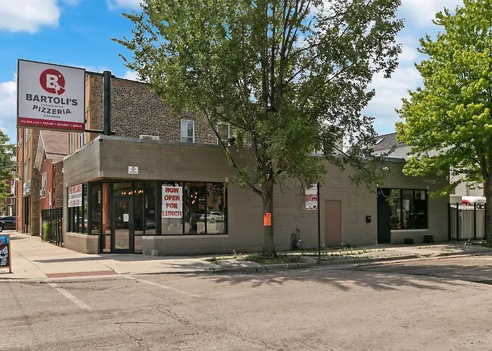 Apartment 2br Comfy And Stylish In West Town - Erie 1r Chicago